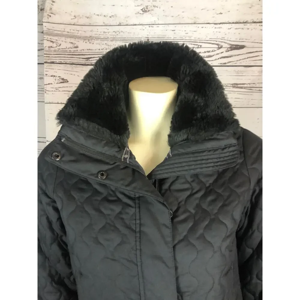Marmot “St Moritz” Black Quilted Puffer Coat with faux Fur Collar size small